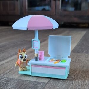 Kids Ice Cream Stand Playset with Pink and White Umbrella